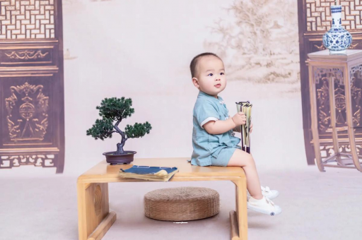 怀化宝宝汗毛重怎么办